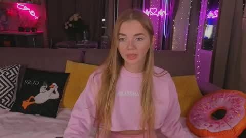 carriebradshawww online show from May 15, 2026, 9:11 pm