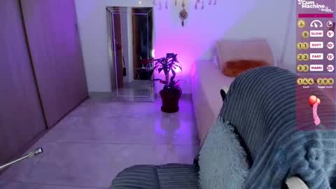 Nia  online show from December 28, 2024, 4:30 pm