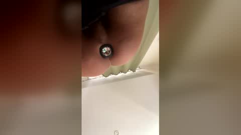 Snapshot of carrrigggg chatting on March 20, 2026, 12:10 pm carrrigggg online show from March 20, 2026, 12:10 pm