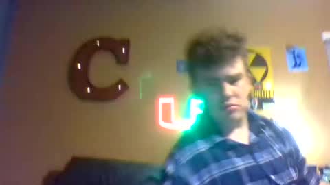 Snapshot of carsonlueders8775 chatting on October 5, 2025, 1:15 am carsonlueders8775 online show from October 5, 2025, 1:15 am