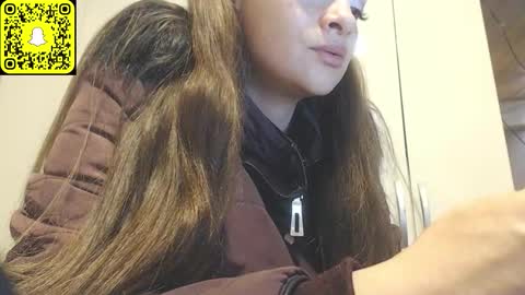 Snapshot of cary_mary chatting on November 30, 2025, 2:43 pm Cary mary online show from November 30, 2025, 2:43 pm