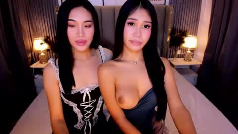 casandracollins online show from June 26, 2026, 3:00 am