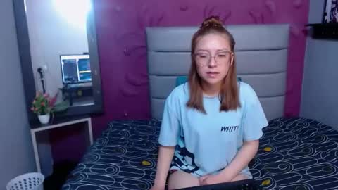 casandraroberthrs707 online show from March 26, 2026, 8:14 pm