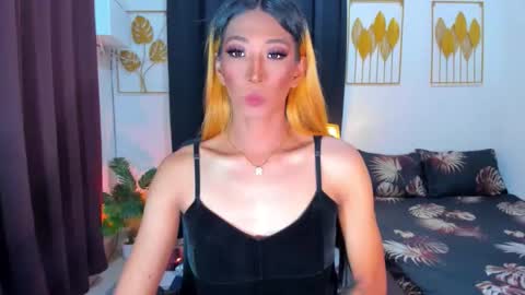 casandrawilson online show from October 7, 2025, 7:11 pm