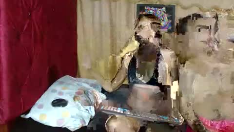 Snapshot of casandtom chatting on November 5, 2025, 12:43 am Cass And Tom online show from November 5, 2025, 12:43 am