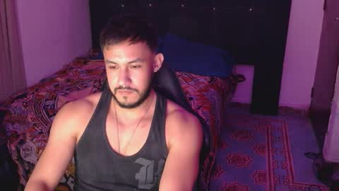      online show from October 25, 2025, 4:09 am