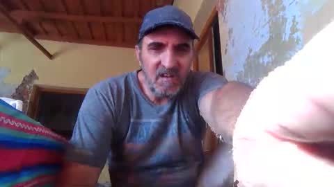 caseroshot2 online show from November 10, 2025, 11:53 am