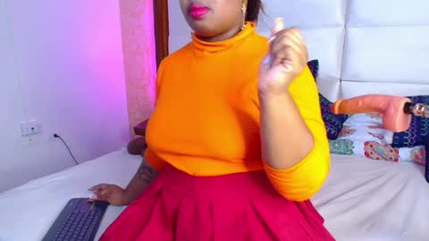 Snapshot of caseymoon chatting on January 18, 2025, 3:59 pm Casey online show from January 18, 2025, 3:59 pm