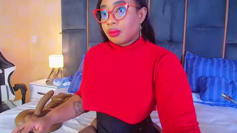 Snapshot of caseymoon chatting on October 10, 2025, 12:26 pm Casey online show from October 10, 2025, 12:26 pm