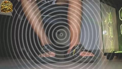 Snapshot of cash_master777 chatting on April 18, 2026, 3:05 pm cash_master777 online show from April 18, 2026, 3:05 pm