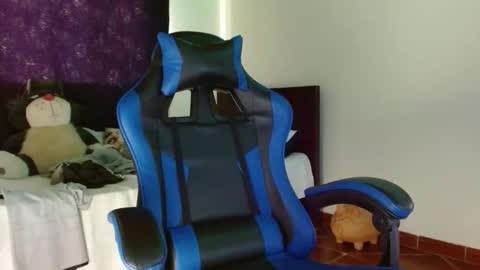 Snapshot of cash_master_san chatting on November 27, 2025, 4:53 pm Cash Master San online show from November 27, 2025, 4:53 pm