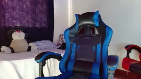 Snapshot of cash_master_san chatting on December 1, 2025, 4:01 pm Cash Master San online show from December 1, 2025, 4:01 pm