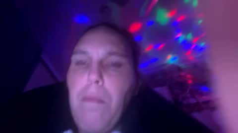 Cash Couple online show from November 28, 2025, 3:42 am