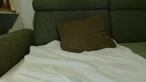 Snapshot of cashmaster33 chatting on February 12, 2026, 12:49 am cashmaster33 online show from February 12, 2026, 12:49 am