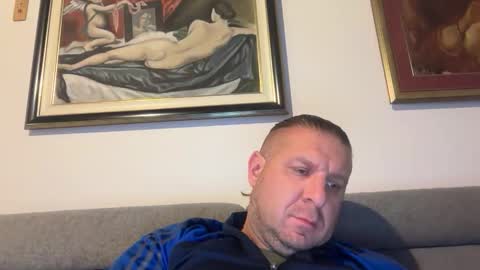 Snapshot of cashmaster33 chatting on March 31, 2026, 10:32 pm cashmaster33 online show from March 31, 2026, 10:32 pm