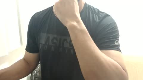 cashmastermuscle77 online show from December 31, 2024, 1:08 pm