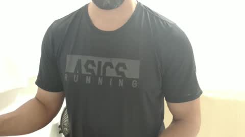 cashmastermuscle77 online show from January 2, 2025, 11:49 pm