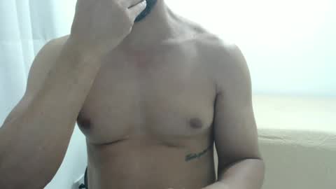 cashmastermuscle77 online show from January 7, 2025, 8:52 pm
