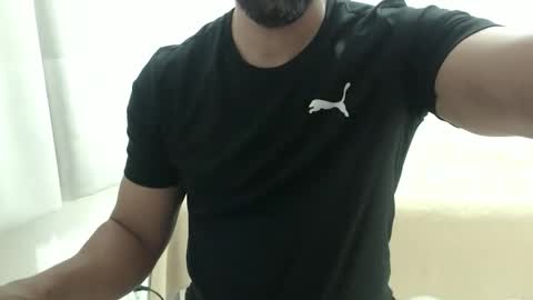 cashmastermuscle77 online show from January 9, 2026, 9:23 am