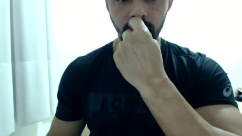 cashmastermuscle77 online show from June 19, 2026, 10:08 am