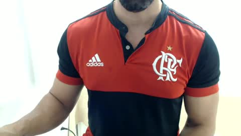 cashmastermuscle77 online show from June 24, 2026, 10:25 am