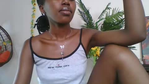 Snapshot of cashy_meal chatting on May 17, 2026, 8:23 am cashy_meal online show from May 17, 2026, 8:23 am