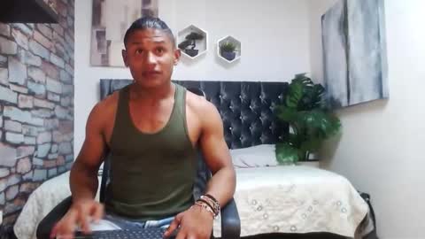 Snapshot of casike_978 chatting on October 26, 2025, 12:16 am Casike online show from October 26, 2025, 12:16 am