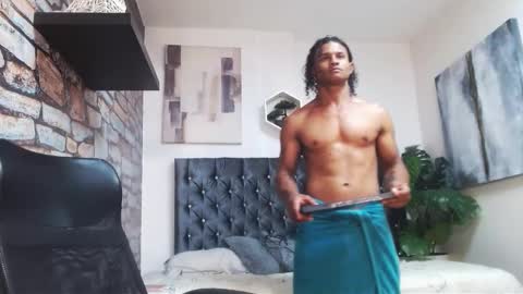 Snapshot of casike_978 chatting on October 26, 2025, 8:04 pm Casike online show from October 26, 2025, 8:04 pm