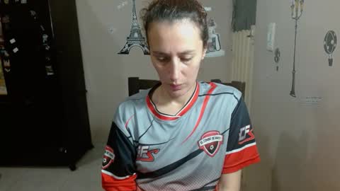   online show from December 4, 2025, 5:21 pm