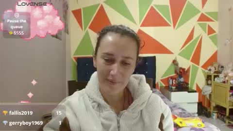   online show from December 22, 2025, 4:59 pm