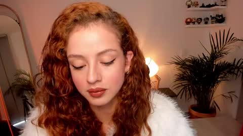 Snapshot of cassandra_caiin chatting on February 23, 2025, 7:07 pm Cassie online show from February 23, 2025, 7:07 pm