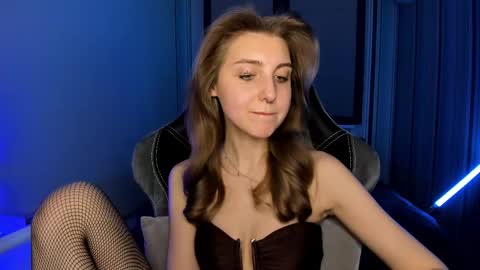 Seductress Cassia  FINDOM AND SADISM  NO NUDE online show from March 5, 2025, 7:27 pm