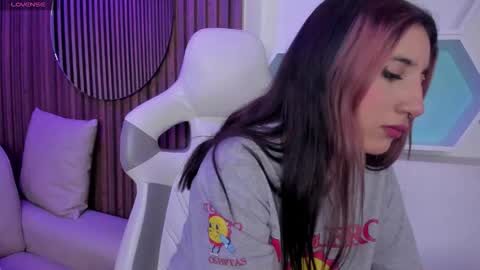 cassidy_evans online show from September 27, 2025, 11:37 am