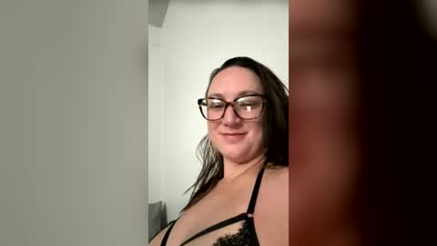 Snapshot of cassie0112 chatting on July 5, 2026, 8:43 am cassie0112 online show from July 5, 2026, 8:43 am