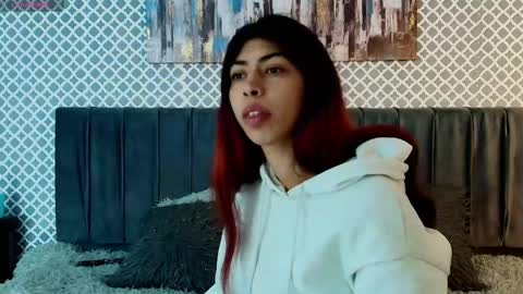 Snapshot of cassie_bloom chatting on October 2, 2025, 3:24 am cassie_bloom online show from October 2, 2025, 3:24 am