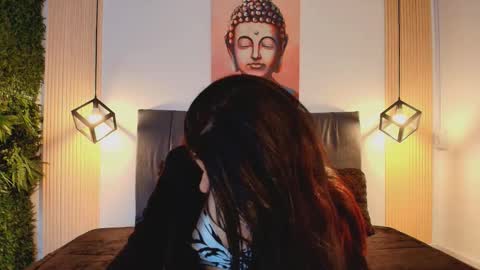 cassie_bloom online show from December 18, 2025, 10:05 pm
