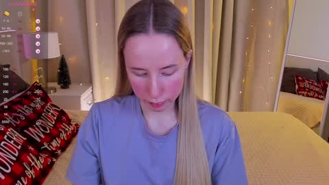 Cassie online show from December 19, 2024, 9:06 pm