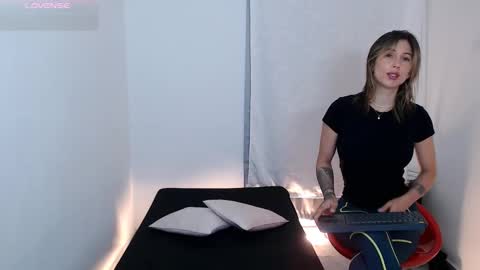 Susana independent model online show from March 25, 2026, 12:22 pm