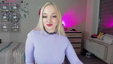 Cassie Rosss online show from January 17, 2025, 8:00 pm