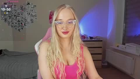 Cassie Rosss online show from February 9, 2025, 12:39 am