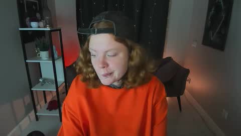 Cassie online show from October 15, 2025, 8:42 pm