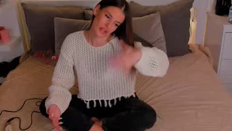 Cassy online show from March 13, 2026, 10:11 am