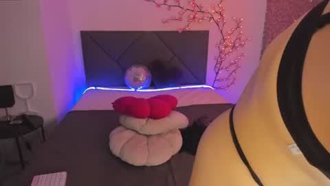 Cassie online show from June 11, 2026, 5:49 am
