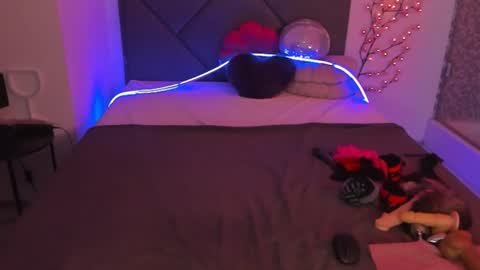 Cassie online show from June 15, 2026, 5:42 am