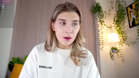 Im Cassie3 online show from March 5, 2026, 8:32 am