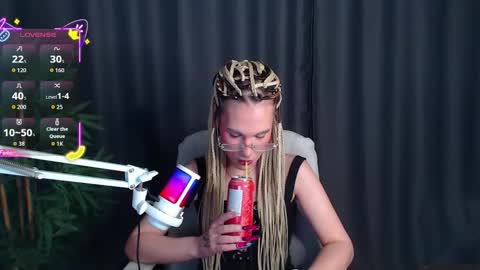 Cassie online show from November 29, 2025, 9:07 pm