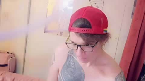 Cassiemichelle online show from May 17, 2026, 11:28 am