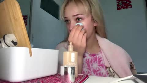 Olivia online show from May 8, 2026, 6:19 am