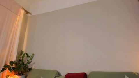  cassandra  online show from February 20, 2026, 2:41 am