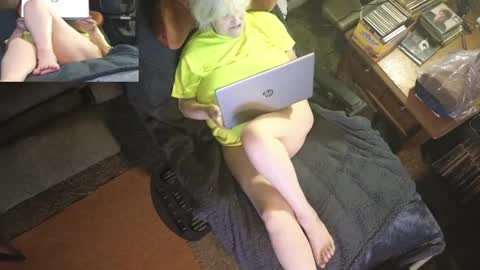 cat online show from December 14, 2024, 6:20 pm